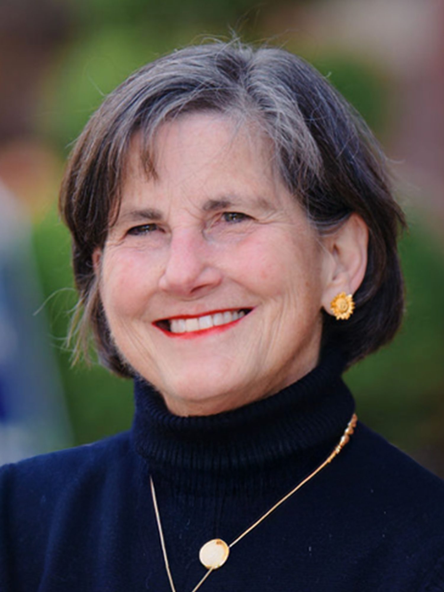 Nancy Smith Headshot